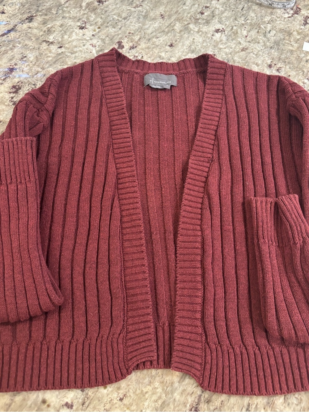 By Anthropologie Ribbed Open-Front Crop Cardigan - Wine